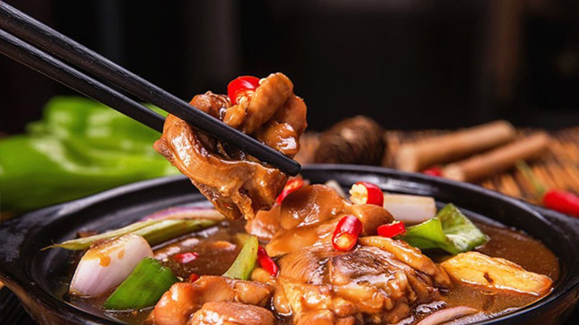 不加盟怎么开黄焖鸡店